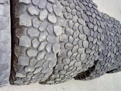 Használt 365/80R20 pótkocsi gumik 365 80R20 365 80 20 365/80R20 14.5 R20