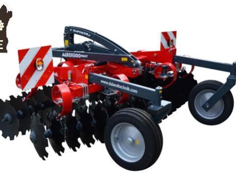 Újdonság: Dalandtechnik frontmellső felfüggesztésű tárcsás hengeres talajelőkészítő gépek Újdonság: Dalandtechnik frontmellső felfüggesztésű tárcsás hengeres talajelőkészítő gépek