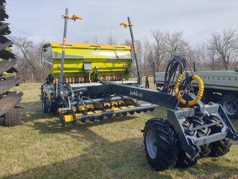 Junkkari D300 direktvetőgép ISOBUS Raktárról Junkkari D300 direktvetőgép ISOBUS Raktárról