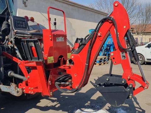Kaideli BH175 traktor hátuljára szerelhető markoló Kaideli BH175 traktor hátuljára szerelhető markoló