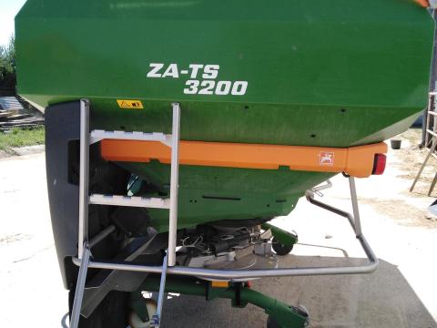Amazone ZA-TS 3200 műtrágyaszóró újszerű állapotban eladó