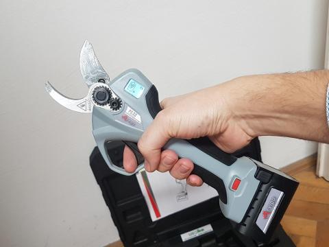 Arvipo PS32 elektromos metszőolló Arvipo PS32 elektromos metszőolló