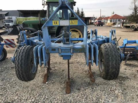 Omikron 3 késes Lazító tömörítő hengerrel Omikron 3 késes Lazító tömörítő hengerrel