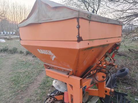 Műtrágyaszóró 10 mázsás Műtrágyaszóró 10 mázsás