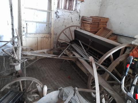 Ló vagy igásállat vontatású vetőgépek eladók Ló vagy igásállat vontatású vetőgépek eladók