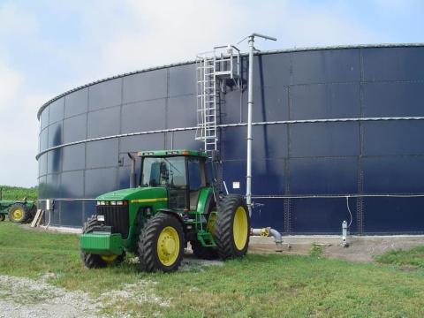 Hígtrágya tároló különböző méretekben – tartós zománcbevonattal