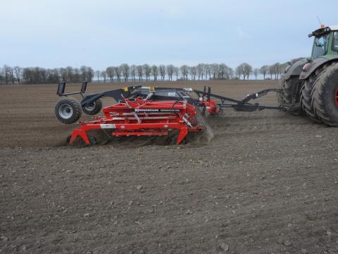 Kongskilde Germinator Pro 6200 BCK magágykészítő kombinátor Kongskilde Germinator Pro 6200 BCK magágykészítő kombinátor