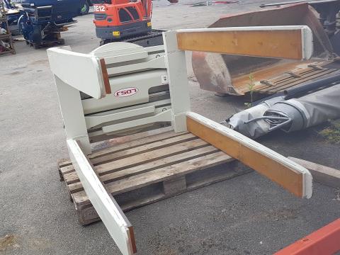 LDSJ ládafordító adapter 2, 5t targoncához LDSJ ládafordító adapter 2, 5t targoncához