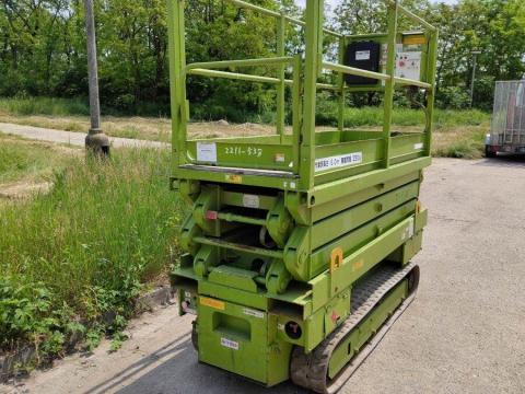 Lánctalpas kosaras emelő Airman