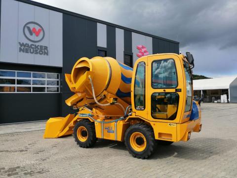 Davino Master 440.2 önrakodó betonkeverő forgó kanállal