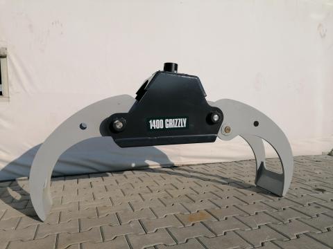 Erdészeti rönkfogó,  csipegető raktárról Erdészeti rönkfogó,  csipegető raktárról