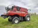 Case IH Axial-Flow 8230