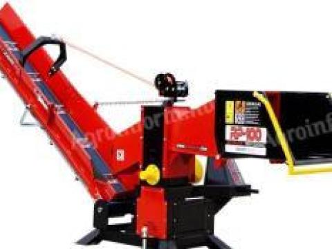 REMET RP-100 kardánhajtású ágaprító + szállítószalaggal (8 m3/h) REMET RP-100 kardánhajtású ágaprító + szállítószalaggal (8 m3/h)