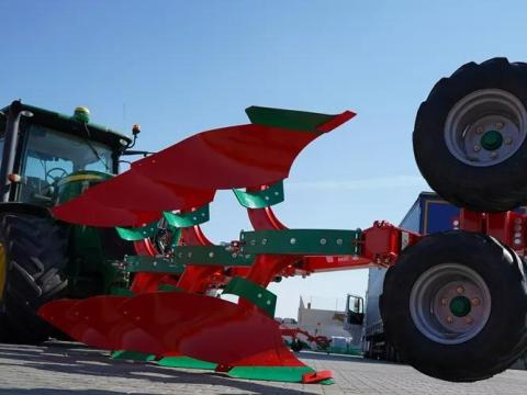 Agro-Masz / Agromasz Front 2 váltvaforgató eke Agro-Masz / Agromasz Front 2 váltvaforgató eke