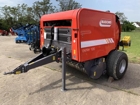 Új Maschio Entry 120 fixkamrás körbálázó készletről félmilliónyi bálahálóval Új Maschio Entry 120 fixkamrás körbálázó készletről félmilliónyi bálahálóval