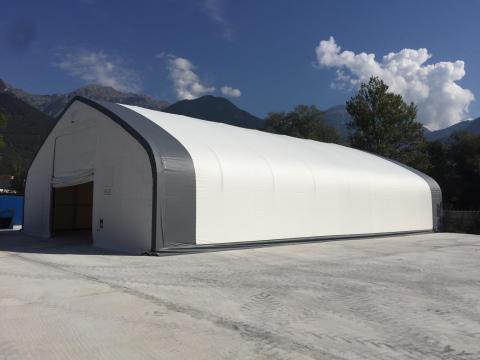 Ház típusú sátor 9,15 m x 18,3 m x 6,1 m raktárról Ház típusú sátor 9,15 m x 18,3 m x 6,1 m raktárról
