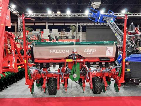 AGRO-MASZ / AGROMASZ FALCON 6 SOROS SZEMENKÉNTI VETŐGÉP