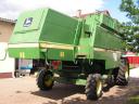 John Deere 2056