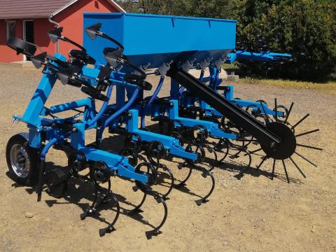 RAKTÁRKÉSZLETRŐL LEKO 6 sorközművelő kultivátor 7 kocsis,  hidraulikus GASPARDO adagolóval RAKTÁRKÉSZLETRŐL LEKO 6 sorközművelő kultivátor 7 kocsis,  hidraulikus GASPARDO adagolóval