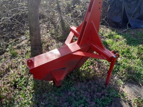 Erdészeti talajlazító eladó Erdészeti talajlazító eladó