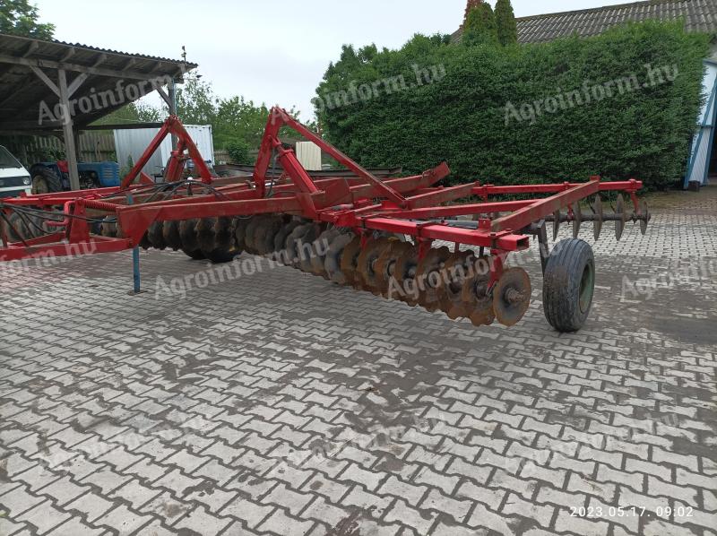 IH 7.2 xt tárcsa eladó