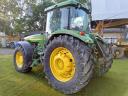 John Deere 8200 traktor