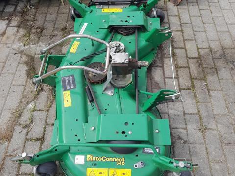 John Deere kardánhajtásos oldalkidobós fűnyíró frontkasza, orrkasza, vágóasztal, kaszaasztal