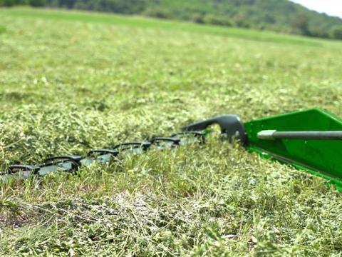 Agrimetal egy pengesoros alternáló kasza Agrimetal egy pengesoros alternáló kasza
