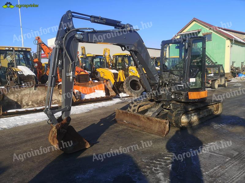 YANMAR VIO 57 gumihevederes kotro