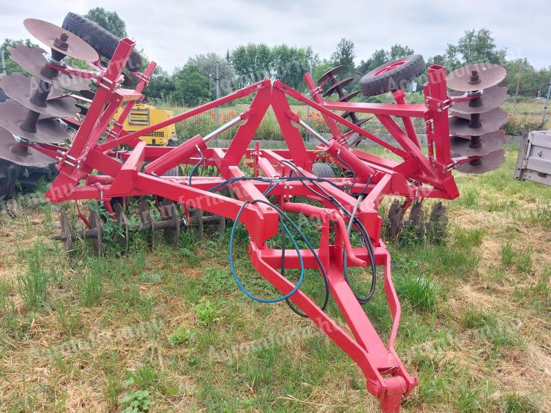 IH 6200