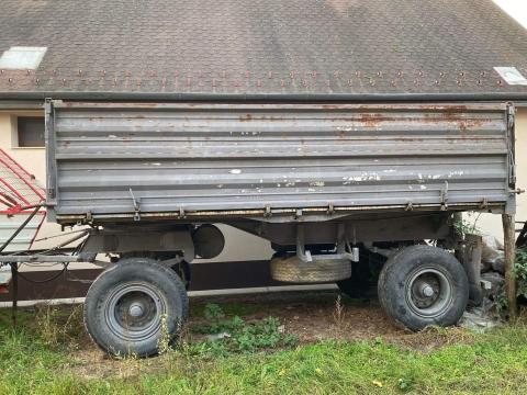 Gyári 3 irányban billenős pótkocsi