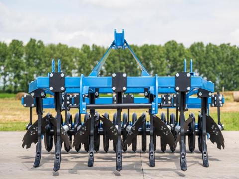 Grubber (7 késes) ékgyűrűvel, könnyített kivitel Grubber (7 késes) ékgyűrűvel, könnyített kivitel