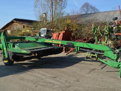 John Deere 530 vontatott fukasza John Deere 530 vontatott fukasza