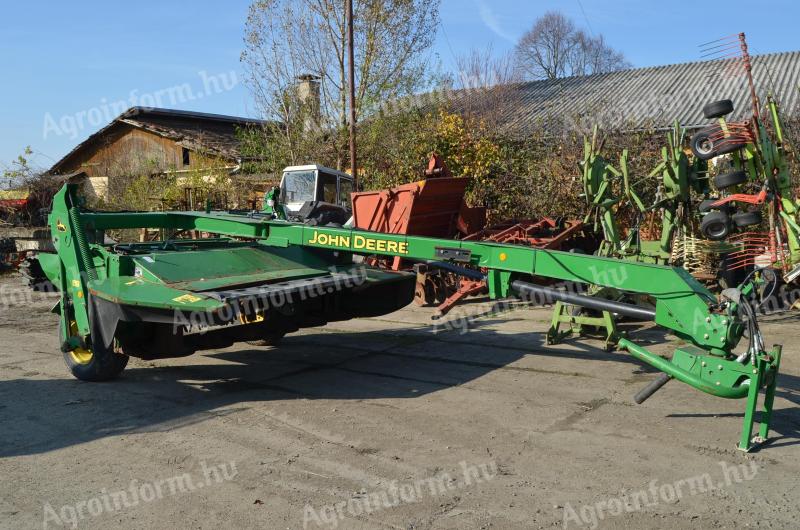 John Deere 530 vontatott fukasza