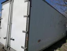 Szigetelt doboz konténer tároló felépítmény igény esetén hűtővel