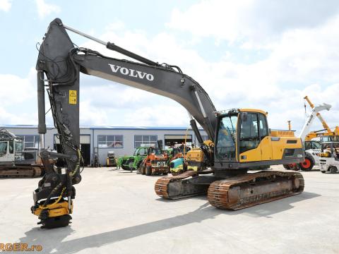 Volvo EC250 DL lánctalpas kotró Novatron 3D GPS Rendszerrel és Engcon Titlrotator Volvo EC250 DL lánctalpas kotró Novatron 3D GPS Rendszerrel és Engcon Titlrotator