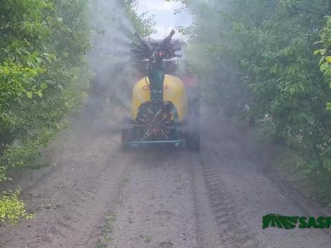 CIMA BLITZ 55 2000 literes vontatott permetezőgép CIMA BLITZ 55 2000 literes vontatott permetezőgép