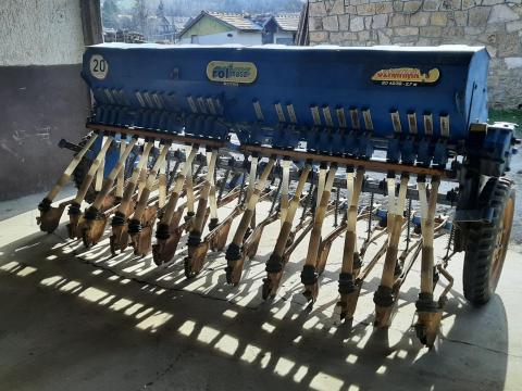 Rolmasz s043/B Gabonavetőgép (Mtz Zetor Dutra) Rolmasz s043/B Gabonavetőgép (Mtz Zetor Dutra)