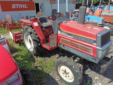 Yanmar F20D japán kistraktor talajmaróval, garanciával Yanmar F20D japán kistraktor talajmaróval, garanciával