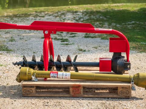 Gödörfúró kardánnal Gödörfúró kardánnal