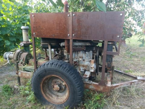 Perkins motorral öntöző szivattyú Perkins motorral öntöző szivattyú