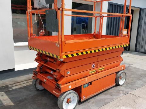 Elektromos ollós emelő 9, 9m SKYJACK SJ-III 4626 személyemelő