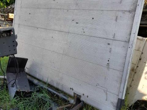 Teherautó hátfalak eladóak