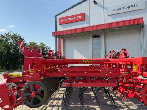 Knoche Terra 600 vontatott magágykészítő kompaktor, germinátor, kombinátor eladó Knoche Terra 600 vontatott magágykészítő kompaktor, germinátor, kombinátor eladó