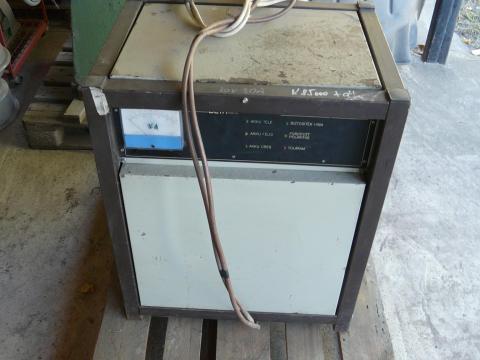 Targonca akkumulátor töltő Targonca akkumulátor töltő