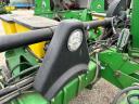 John Deere 1760