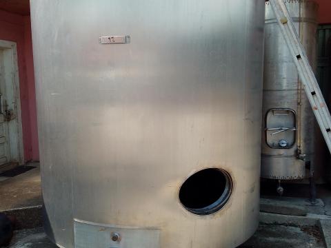 Duplafalú, inox, saválló, rozsdamentes, 5200+ literes álló tartály anyagár alatt, kb. 78 Ft/liter Duplafalú, inox, saválló, rozsdamentes, 5200+ literes álló tartály anyagár alatt, kb. 78 Ft/liter