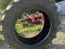 Pirelli TM700 480/70R38 gumi eladó
