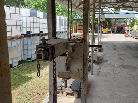 Motor kiemelő,  univerzális Motor kiemelő,  univerzális