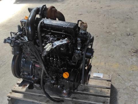 Yanmar 4TNE100 motor Yanmar 4TNE100 motor